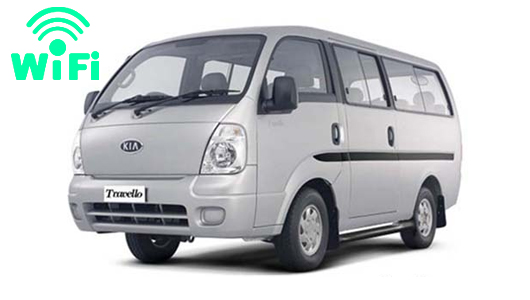 カーチャーター(WiFi付き)で使用するキアモーターズ TRAVELLO車(1名様から7名様用)